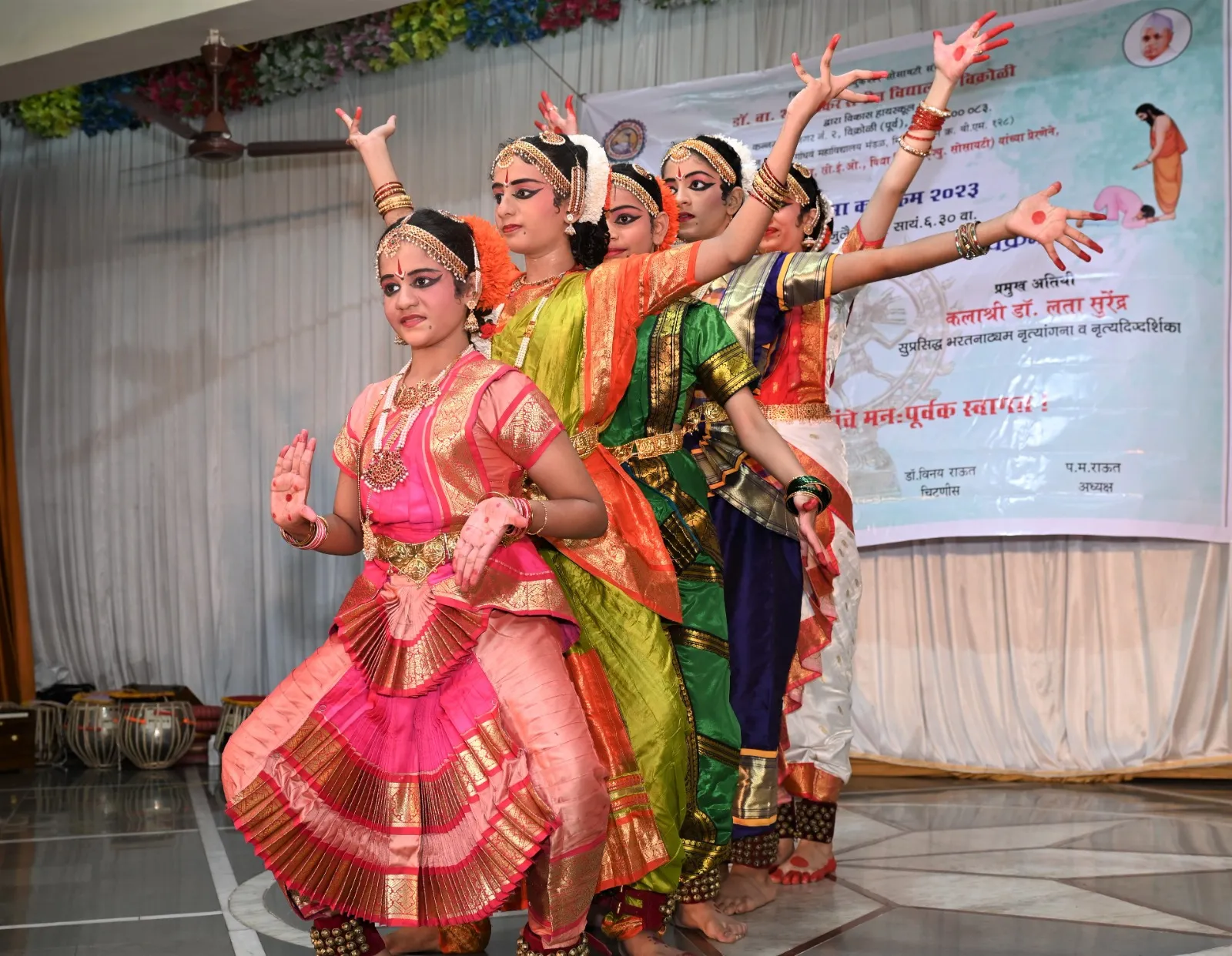 गुरुपौर्णिमानिमित्त डॉ. वा. शं. मटकर संगीत विद्यालय आयोजित सांगीतिक कार्यक्रम आणि विद्यार्थ्यांचा गुणगौरव 
